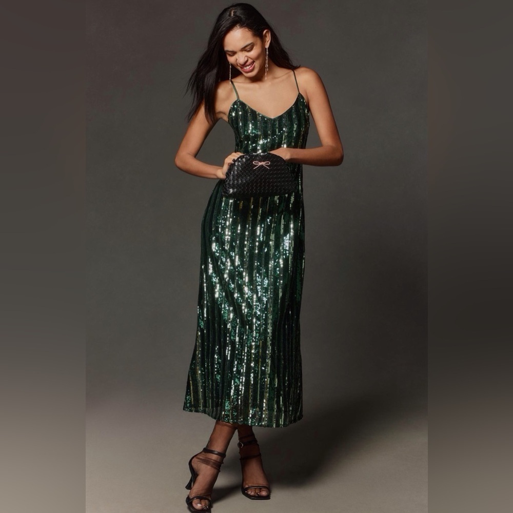 NWT Maeve Sleeveless Sequin Stripe Midi Dress in Green Size Medium.